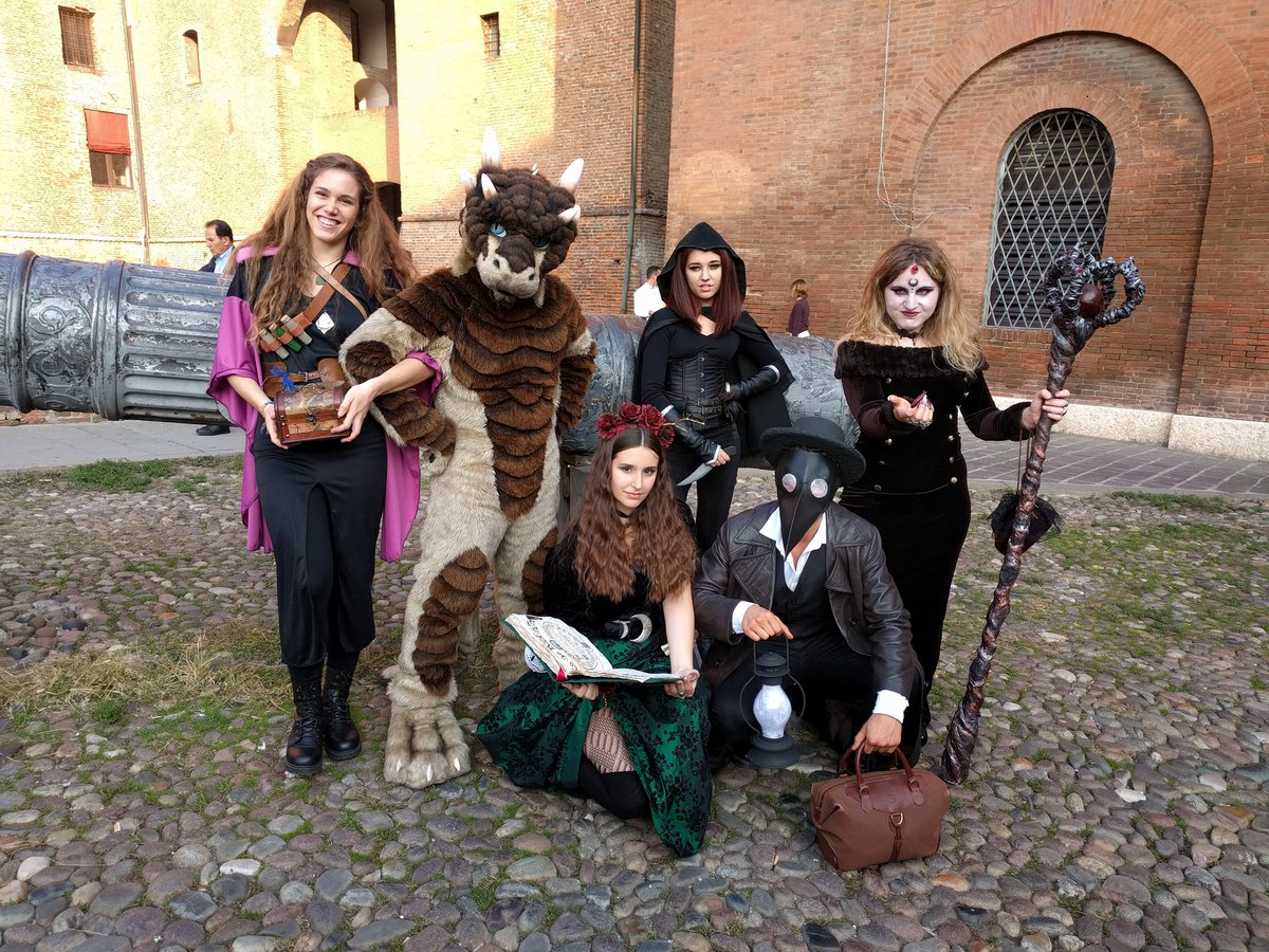 DraggyInstants's tweet photo. 🐉Un drago a Ferrara per il FEntasy FEstival🐲 @Drachetto in Ferrara for the FEntasy FEstival!
📸@joeychubbyfox
#FEntasyFestival #FEntasy2017 https://t.co/WjXqXVRJh3