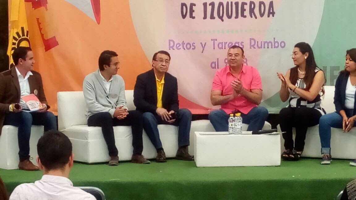NvaIzq's tweet photo. Nuestro Coordinador Nacional @VillanuevaMukul presente en los trabajos del 2 Encuentro Juvenil en Querétaro #Jovenes @PRDMexico https://t.co/1aMJlDxS38