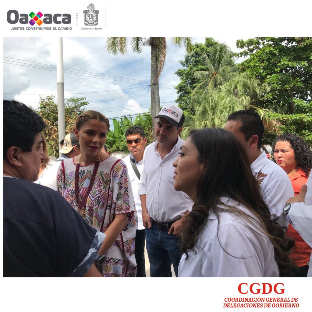 CRG_CuencaP's tweet photo. Iniciando la jornada de cirugías de manos donde 25 doctores de forma altruista realizarán las operaciones @IvetteMurat @alejandromurat https://t.co/WLw7P10iMC
