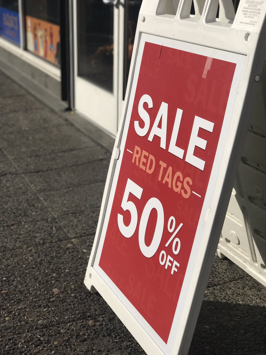 EvergrnGoodwill's tweet photo. Red tags 50% off this weekend. #seattlegoodwill https://t.co/XtRM9UPkWV