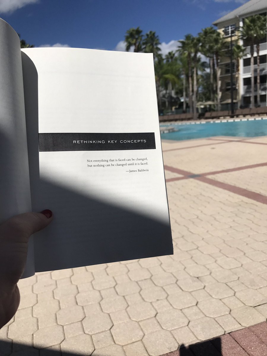 MrsDavidsonSC's tweet image. #fallbreak #readingandlearning #orlando  #teachersneverstop learning @NobSchools @karst_heidi