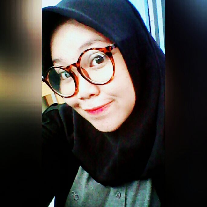 Dewiokt43481013's tweet photo. Terkadang Cinta membrikn alasan untuk membuatmu tersenyum serta waktu yg bgitu indah untuk tertawa.
#slmtmlm https://t.co/c6UNj50Pjs