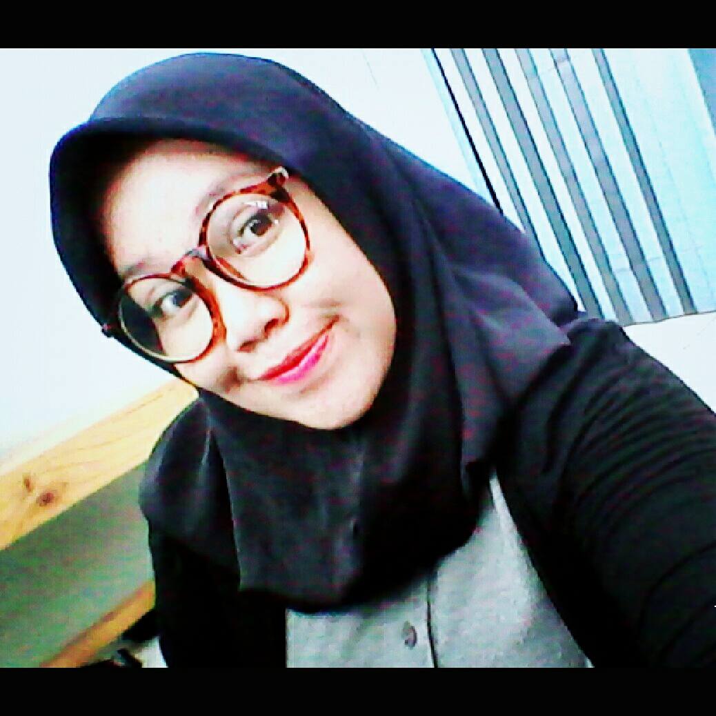 Dewiokt43481013's tweet photo. Terkadang Cinta membrikn alasan untuk membuatmu tersenyum serta waktu yg bgitu indah untuk tertawa.
#slmtmlm https://t.co/c6UNj50Pjs