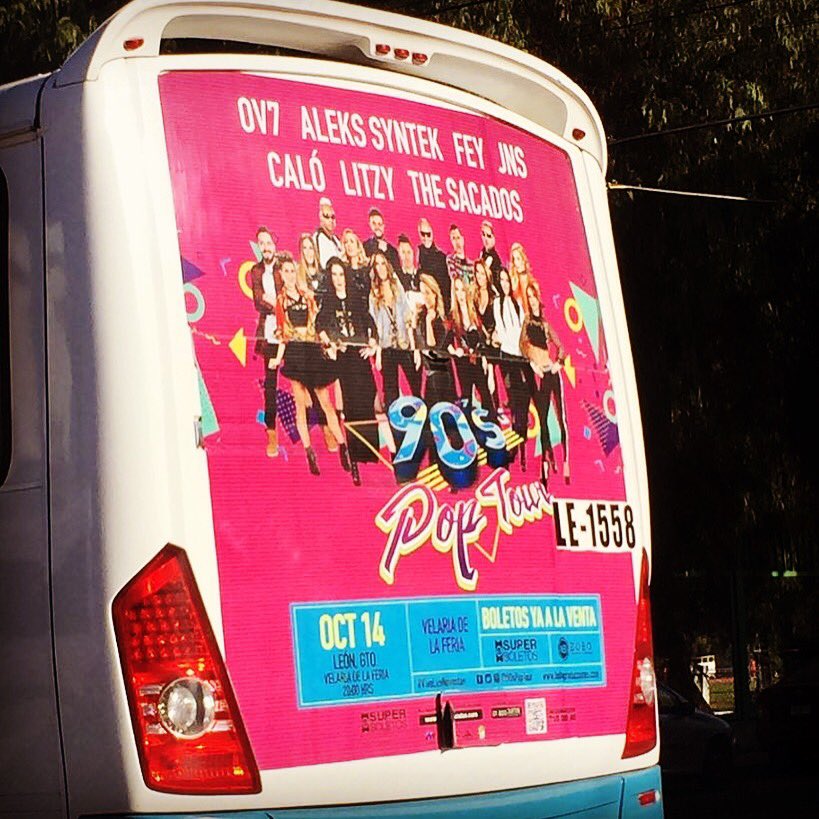 ThesacadosOK's tweet photo. El #90sPopTour llegó a  León!
Esta noche, mas de tres horas de concierto y muchas sorpresas!
Ven y #ViveLosNoventas en Velaria de la Feria. https://t.co/fJotSXKSER
