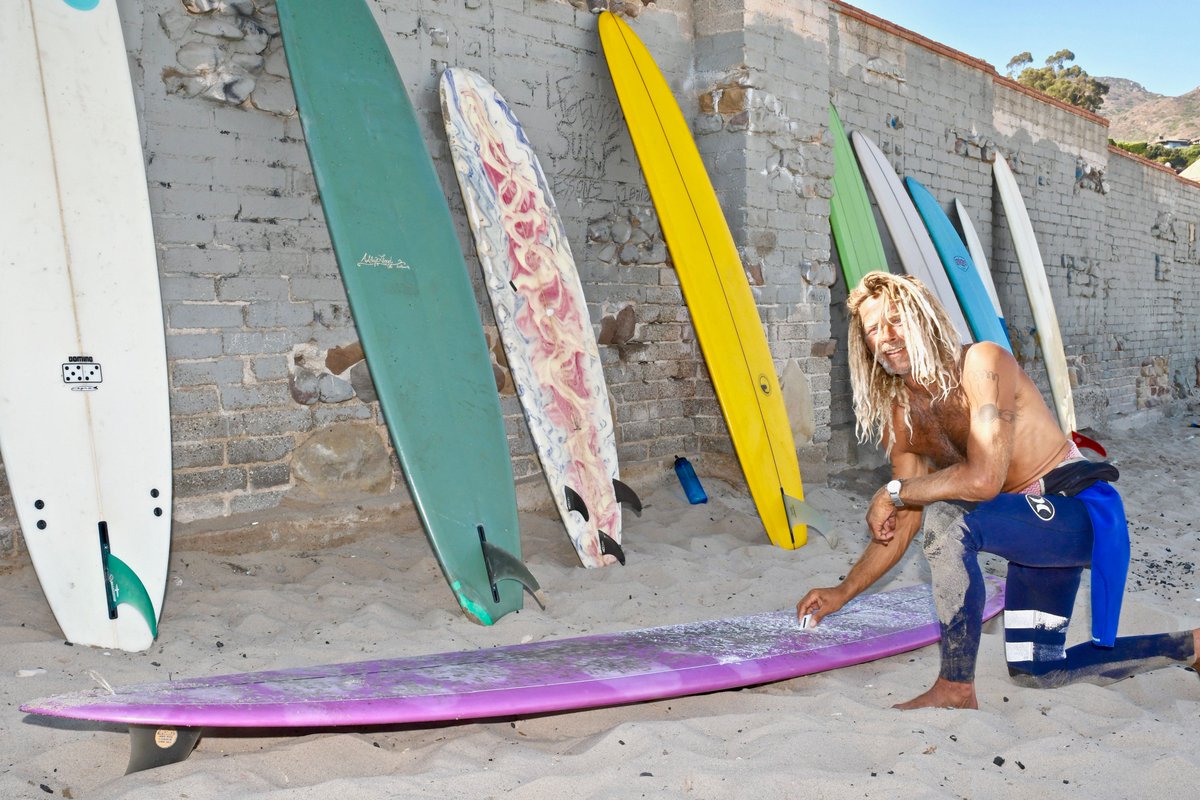 JulieEllerton's tweet photo. #SurfsUp! #MightyUnderDogs & @HenrySternCA,#Surfriderbeach #Malibu #SurfTherapy!#ClubMUD,#MakingaDifference,#autism #autismawareness,U #Roc! https://t.co/knF6ktwt1R