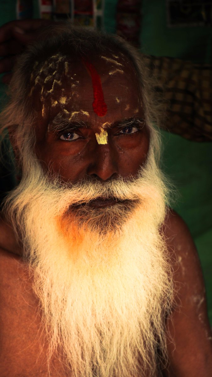 LowerFstop's tweet image. 'Intriguing Eyes'

These portraits shots attract me towards themselves. I just can't resist myself to hit the click button #Faridabad