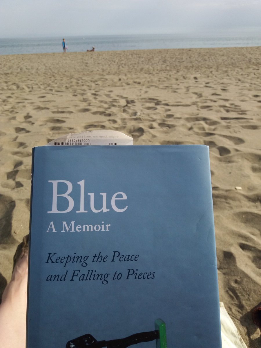 NBoltNotts's tweet photo. Finally got to start @policecommander 's book today, would have finished it today if it wasnt for the kids. #compellingread https://t.co/mWUruLhiR2