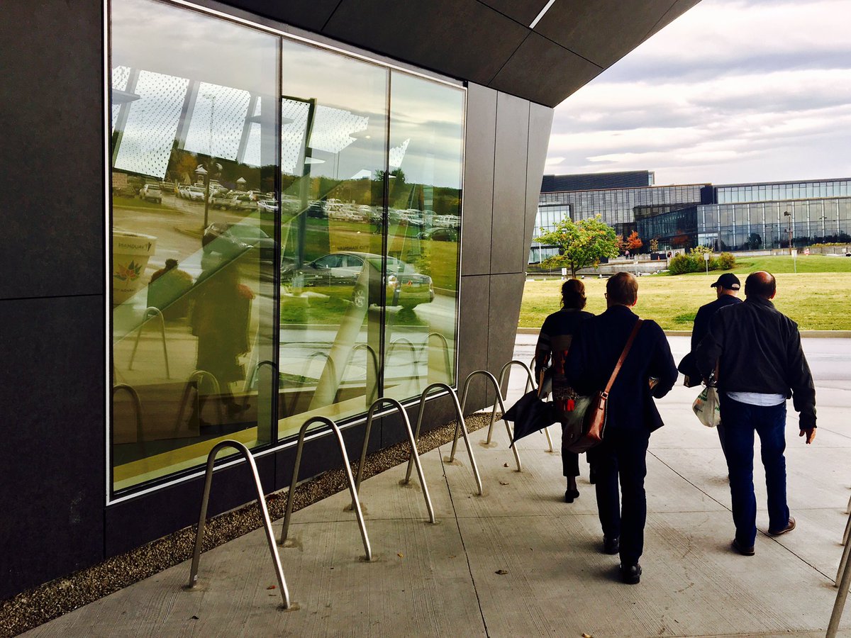 haroldmadi's tweet photo. Design Excellence is thriving &amp; leading transformations in suburbia - My key take away as juror for Vaughan &amp; Edmonton UD Awards #euda2017 https://t.co/jTyC8fddYT