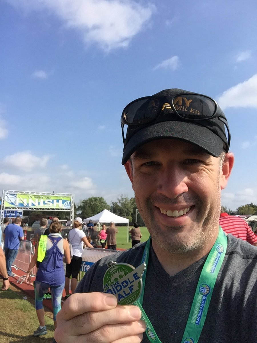 joel_p_reynolds's tweet photo. Had a great run at #TheMiddleHalf today.  Set a new PR...beating my old time by 6:30 minutes. Next race...WDW Marathon
#slowsteadysweaty https://t.co/Yac6UNh1cg