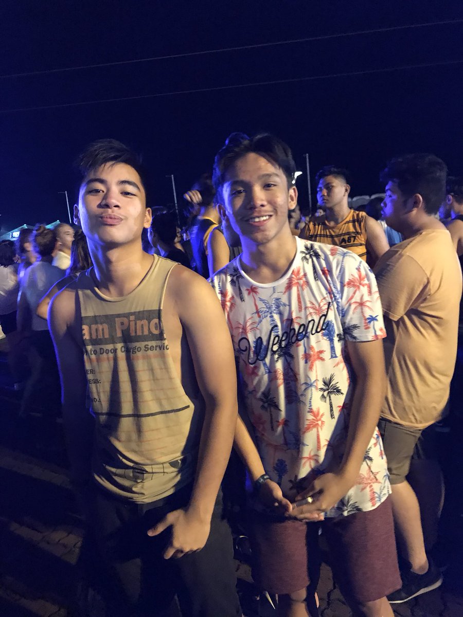 MacErisxxz's tweet photo. #DrizzleUnitedByHYDRO #UnitedOnceAgain π¦π¦ππ» https://t.co/A7olqUITQA