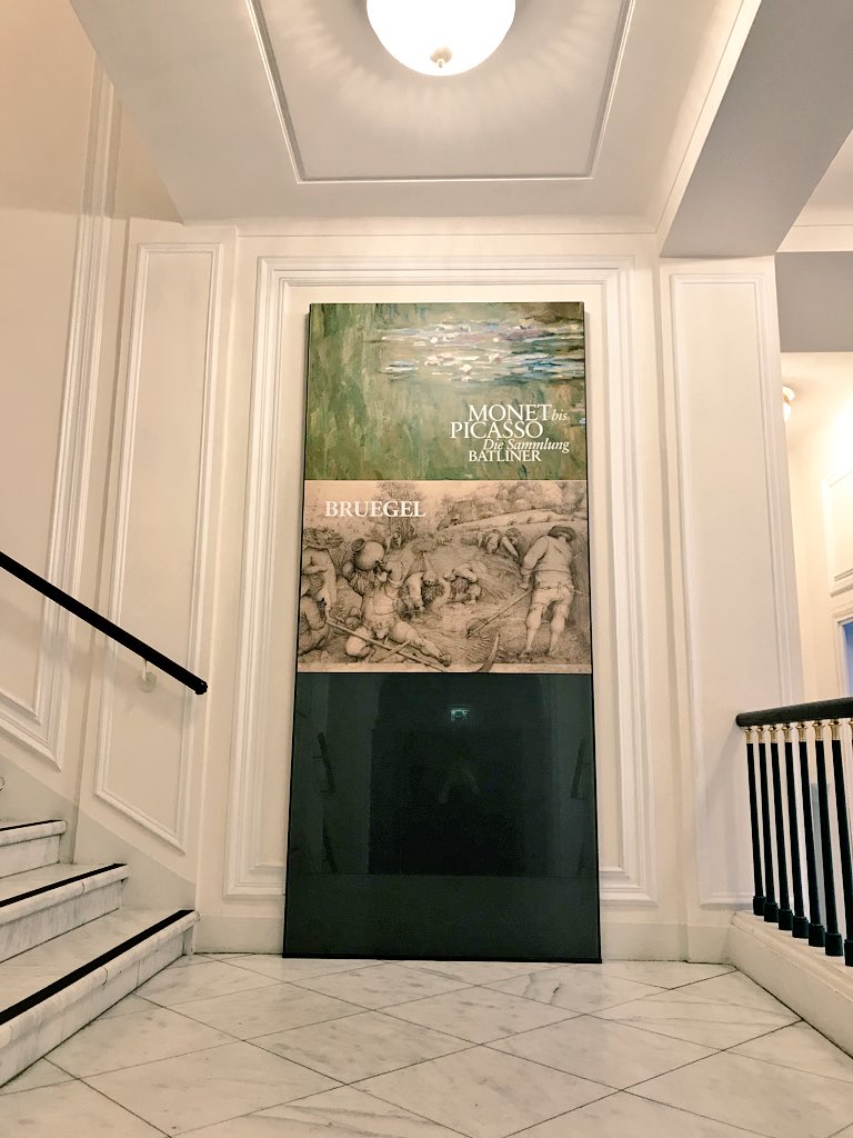 minnl's tweet photo. 偶遇国家歌剧院隔壁的Albertina Museum 正好是莫奈遇上毕加索的展期，最后在纪念品商店买了毫无关系的木头小心心 https://t.co/zvaAfGGHbQ