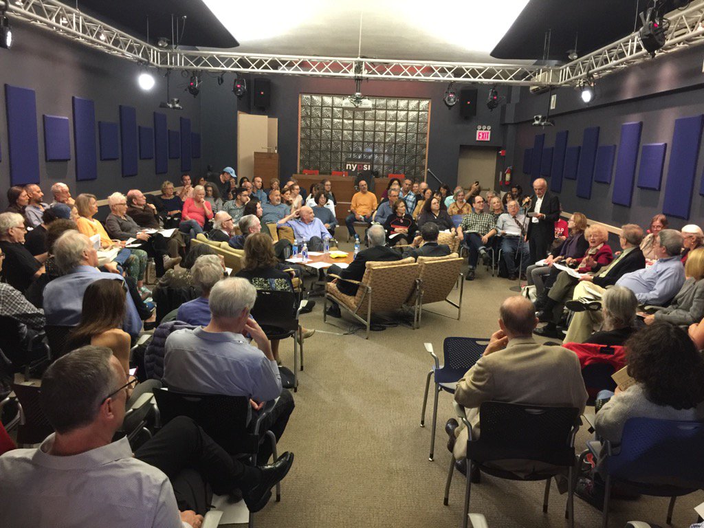 And... we're off. Ed Nersessian is introducing the panelists.