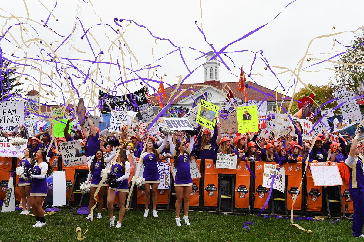 JMUSports's tweet photo. You answered the call! Thanks to 14,000 who packed @CollegeGameDay! #GameDayJMU #GoDukes https://t.co/87hhNJ8ze5
