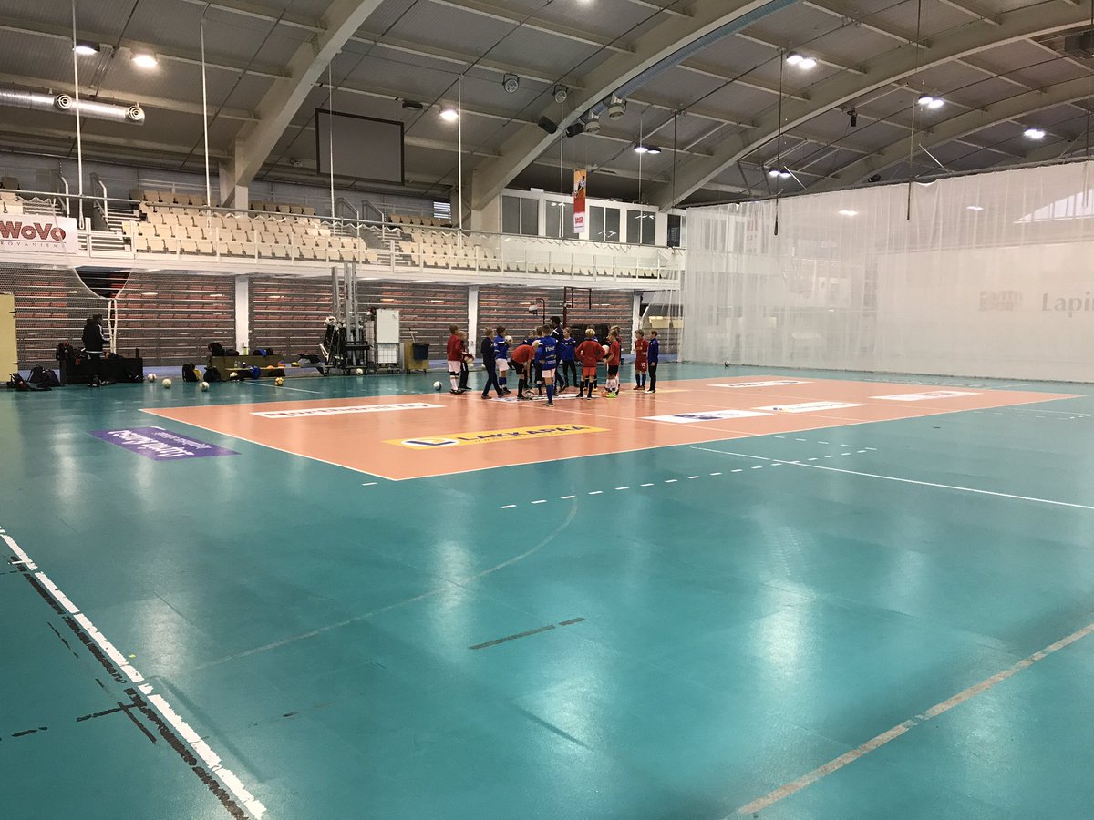 TheFDSAcademy's tweet photo. FDS in @finland @norway @Sverige @denmarkdotdk @England #10flights #2coaches 😳 all in One weekend. Good sessions today 👍 https://t.co/2SQP20Tuen