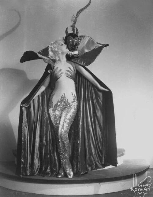 ChurchofSatan's tweet photo. Good afternoon https://t.co/R75cnIUWev