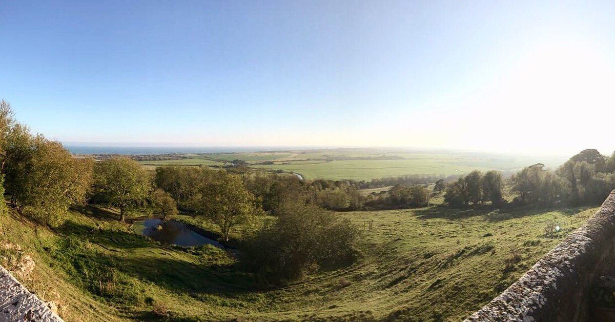 Epic view from today's gig  <a href="/LympneCastle/">Lympne Castle</a> 🏰 #lympnecastle #view #panoramic #seaview #coast #lympne #coastalview #coastview #wedding #vibes