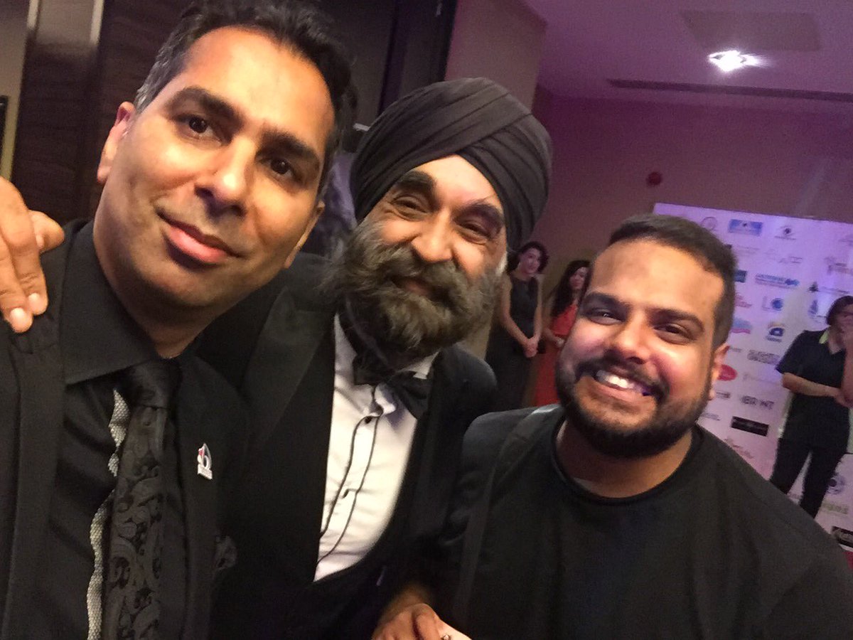 Ifraz_1's tweet photo. Looking forward to a great evening celebrating heroes in business &amp; the community with friends at #MBCCA2017 @SadiqNysrat @TheAsianToday https://t.co/IeEApjS1yy