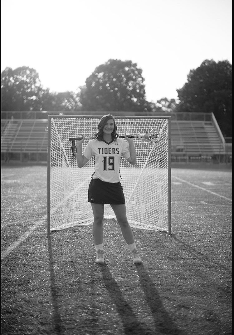 caleyannaa's tweet photo. I’m thrilled to announce my commitment to further my lacrosse and academic careers at Aurora University!! #gospartans 💙 https://t.co/zCyRDQI0hJ