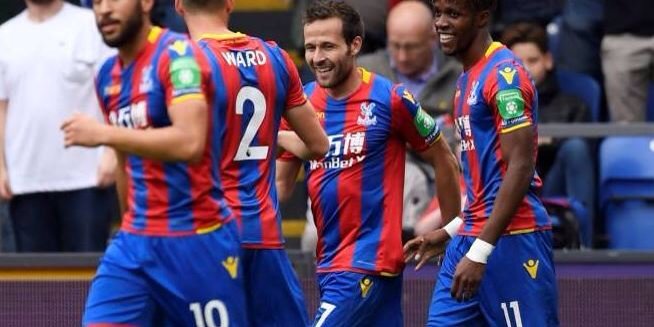 ycabayebe's tweet photo. Victoire de Crystal Palace face à Chelsea!!!!! 1ère victoire de la saison et 1er goal pour Yohan⚽️ #TeamCabaye https://t.co/U5ZWtickUP