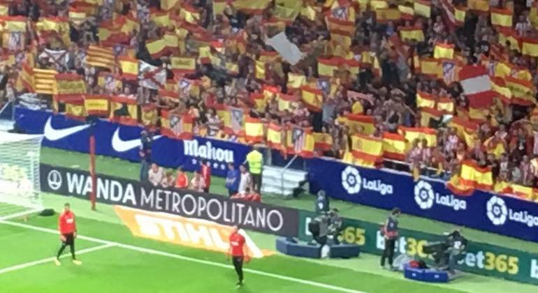 DMHrJ4zXcAEN2eA.jpg