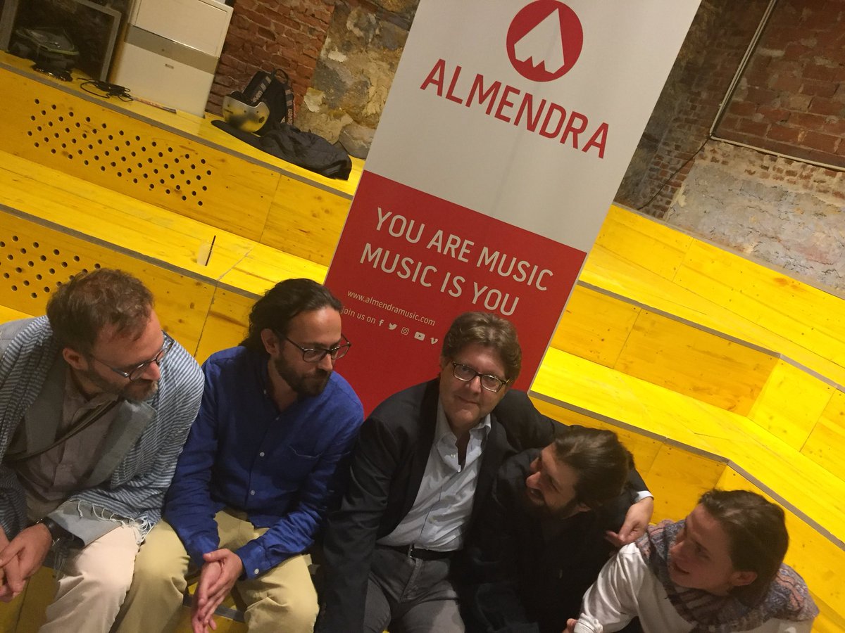 marcobetta's tweet photo. We love #AlmendraMusic #MarcelloBonanno #LucaRinaudo #me #GianlucaCangemi #GiovanniDiGiandomenico #composers #newmusic https://t.co/wW3IRIFKTf