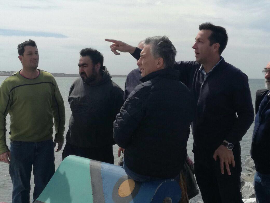 partidofeneco's tweet photo. #TimbreoNacional #MacriEnNecochea  #CambiandoJuntos  #ArturoRojasConcejal 
#CambiemosNecochea  ... https://t.co/UnFFeBDT4U