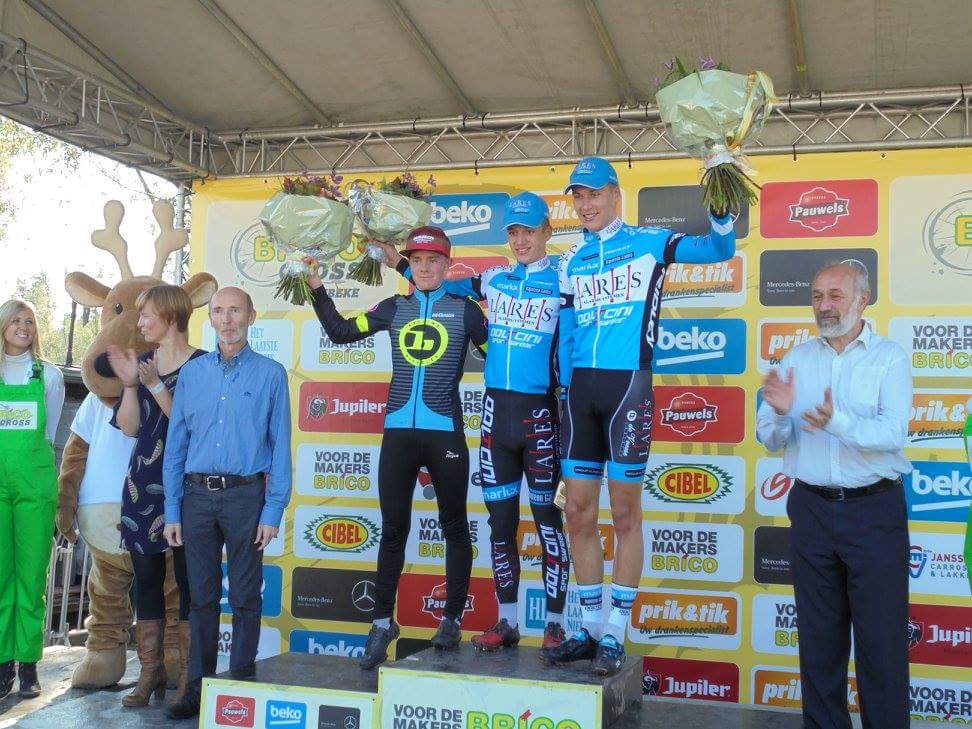 bentulett01's tweet image. Happy with 2nd @BricoCross after an issue with my front wheel then followed on by a puncture! #rideforcharlie #wearewwv @dean0downing