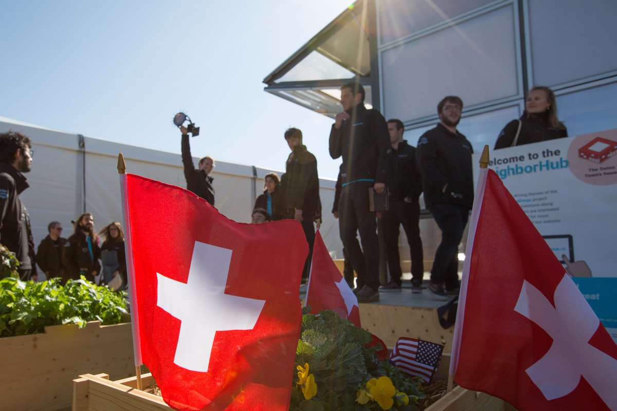 CHAMPS! <a href="/Swiss_Living/">NeighborHub</a> wins #SolarDecathlon 2017! 🏆 ☀🏠
 
🥈<a href="/UMD_SD2017/">UMD Solar Decathlon</a>
🥉<a href="/SolarDatUCB/">Solar Decathlon CAL</a> 
4️⃣<a href="/Missourisandt/">Missouri S&T</a>

📰 energy.gov/articles/swiss…
