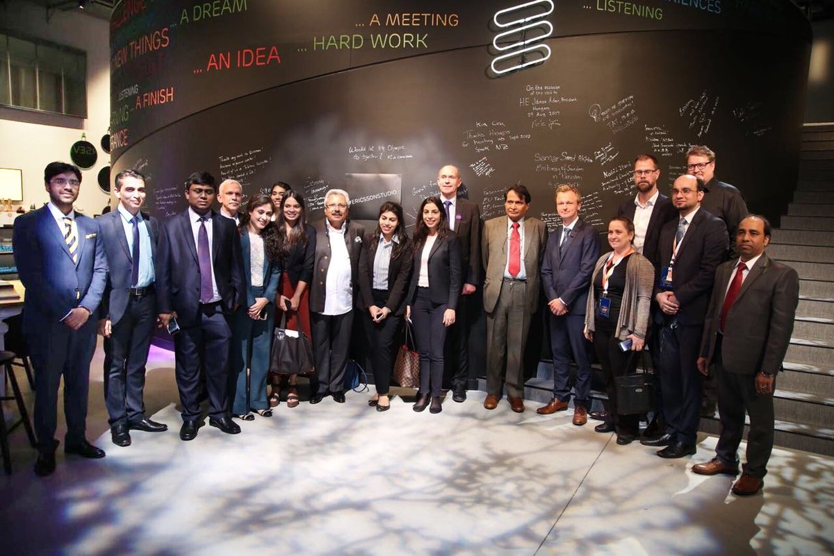 investindia's tweet photo. Hon'ble @CimGOI Sh.@sureshpprabhu visits @ericsson's studio, discusses plans for bringing cutting edge tech to India. #IndiaInStockholm https://t.co/AW9sDTiHpP