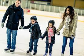 StreetGamesHull's tweet photo. Come skating at the Hull Arena! Family day out on the ice! For info on times &amp; prices visit  https://t.co/FsTPAijiBN @Hullccnews https://t.co/owOsFMVCOg