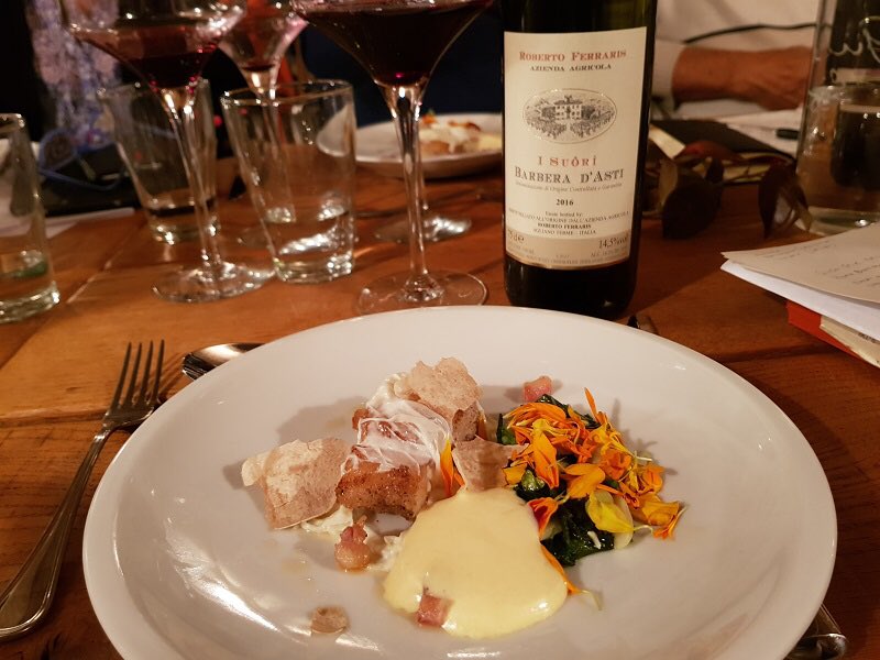 WineNewsIt's tweet photo. #Stoccafisso e #tartufobianco by chef stellato @Svenerikrenaa Re-naa #Stavanger #Norvegia al #BarberaFish17 #Asti https://t.co/c94C5lLanO
