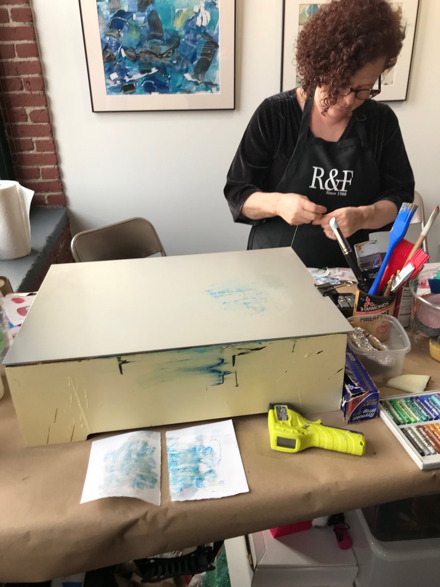 egoneil's tweet photo. Come and try encaustic monotypes with @chasonsokol at @MidwayArtStudio! #FPACOS https://t.co/PFTNqUzups