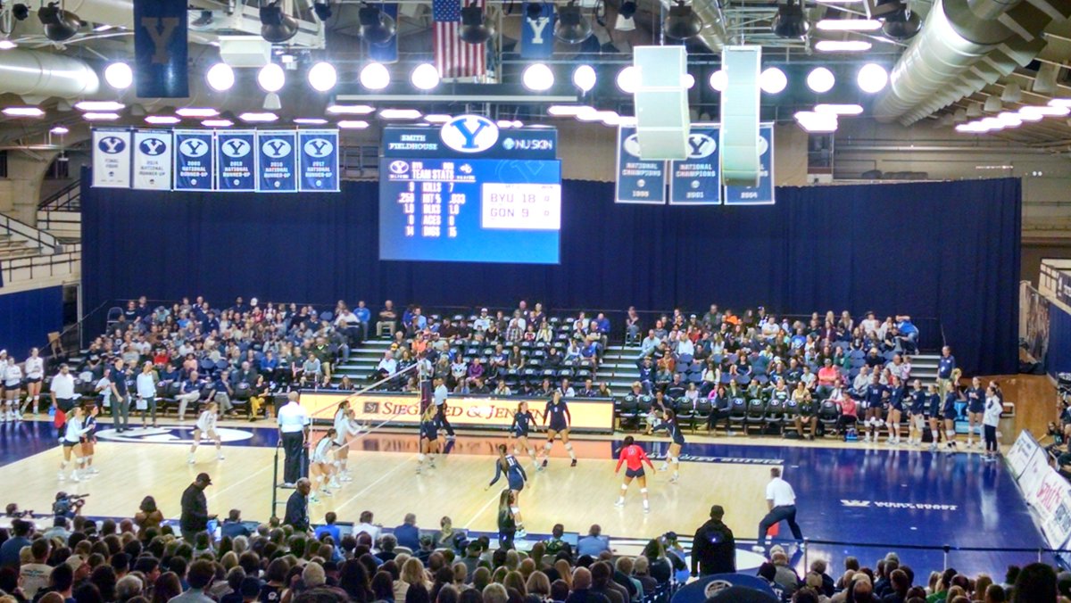 JenInCleanTech's tweet image. Enjoying a BYU women's VB game #BYUWVB