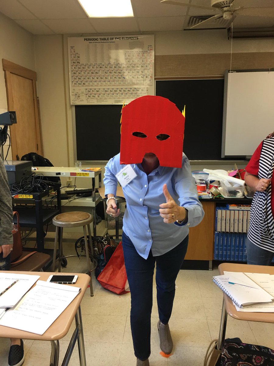 SJSDCurriculum's tweet photo. Who is behind that mask? #aboxcanbemanythings #SJSDPROUD #STOM2017 https://t.co/BuRI1SzbWY