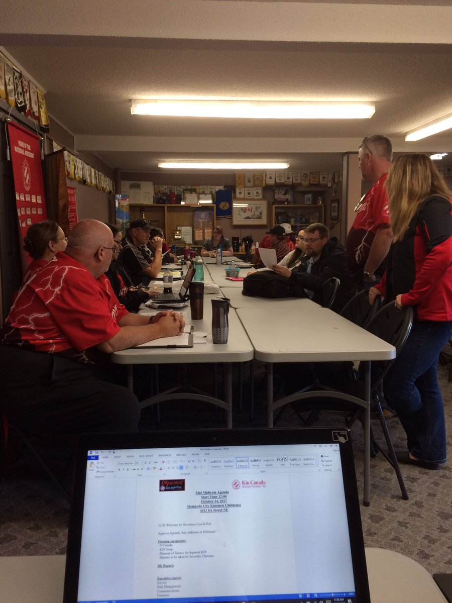 d4kin's tweet photo. D4 Board of Directors hard at work planning Fall Leadership Conferences! #d4kin #flc2017 #kinpowerment https://t.co/PZIU5zBfVp