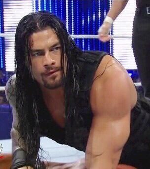 LeeshaNDessy's tweet photo. @WWERomanReigns @romanreigns568 @shady926 @rockfan_86 #ForRoman #MonRaw #LetTheEmpire #RingLoud #Ringtrue #Cheer #Roman2Victory #ShowYourLuv https://t.co/hd1t34z9pi