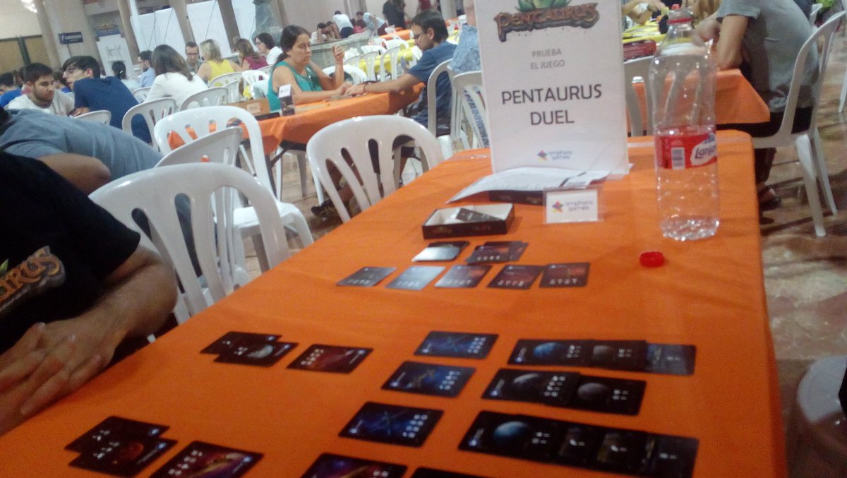 Drybonesgame's tweet photo. Todavía no lo conoces? A que estas esperando? Pásate por @FJuegosCordoba y llevate un #pentaurus de rafa y javier @AmphoraGames https://t.co/BnBKc0Xo1k