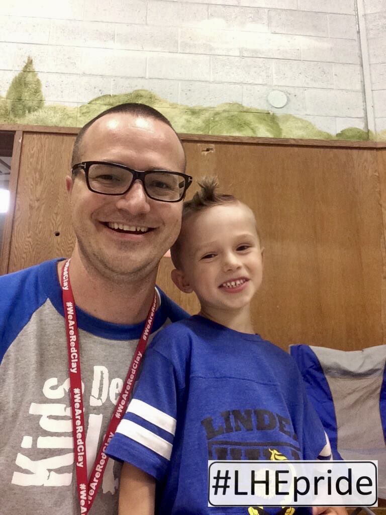 tom_glennon's tweet photo. John had a blast last night visiting @LindenHillLions for #LHEmovienight! We even pulled out the #LHEdads frame! #LHEpride #LoveLeadLearn #futurelittlelions https://t.co/oF5dTzVIoY