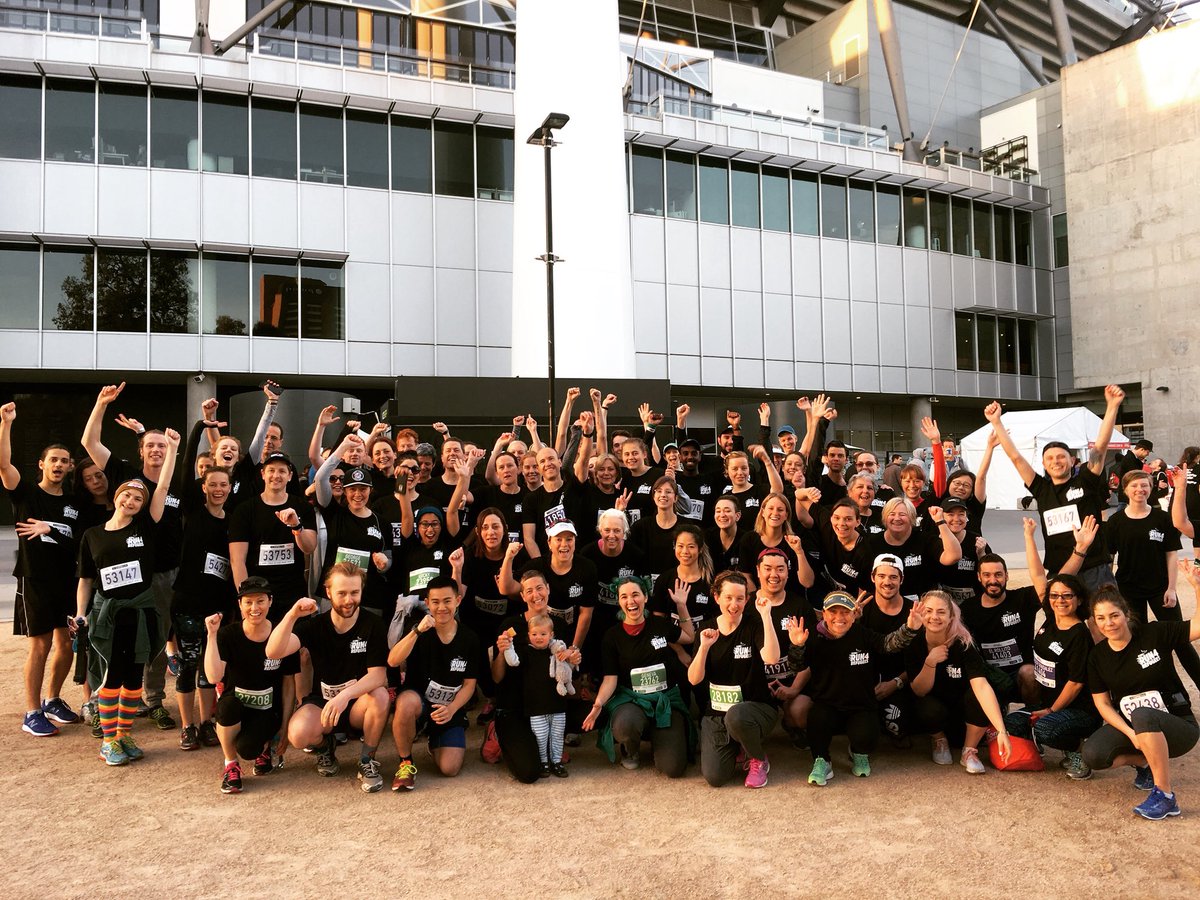 ASRC1's tweet photo. The first wave of #TeamASRC is about to head off in the #Run4Refugees! How good do they look!? They’re so close to the $200,000 milestone - help them get to the Finish by chipping in at https://t.co/9G5sUgsqKJ Run well #TeamASRC! https://t.co/acf32OCOV9