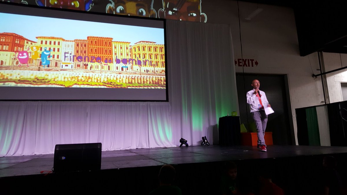 MarcoVigelini's tweet image. It was a huge project! And I would like to thank you again @ShapescapeCo !!! Great job! #minecraft #mapbuilder at @minefaire @MineVention