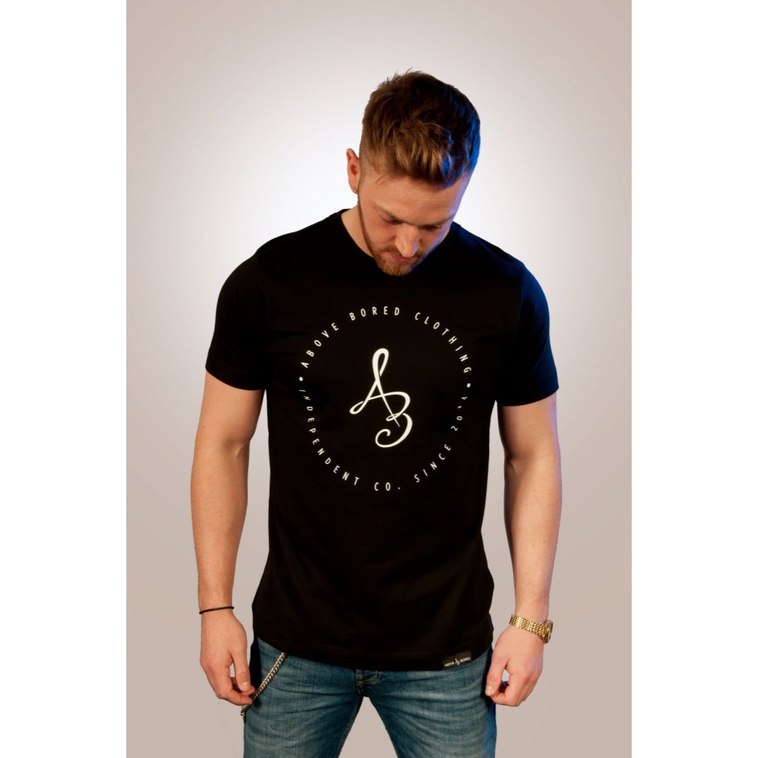 AboveBored_'s tweet photo. EVERY ITEM NOW ONLY £10 OR LESS 👊🏼👊🏼 https://t.co/iRgPgEB1c4