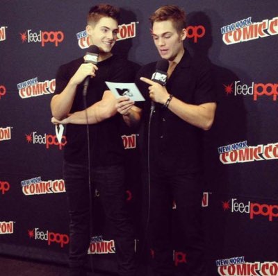 theosliamanchor's tweet photo. They should get a room!
Or if they dont i have to do it my self!
Book a room!Kidnapp them! And let them be there untill they kiss
#Thiam https://t.co/9gtVLx00xZ
