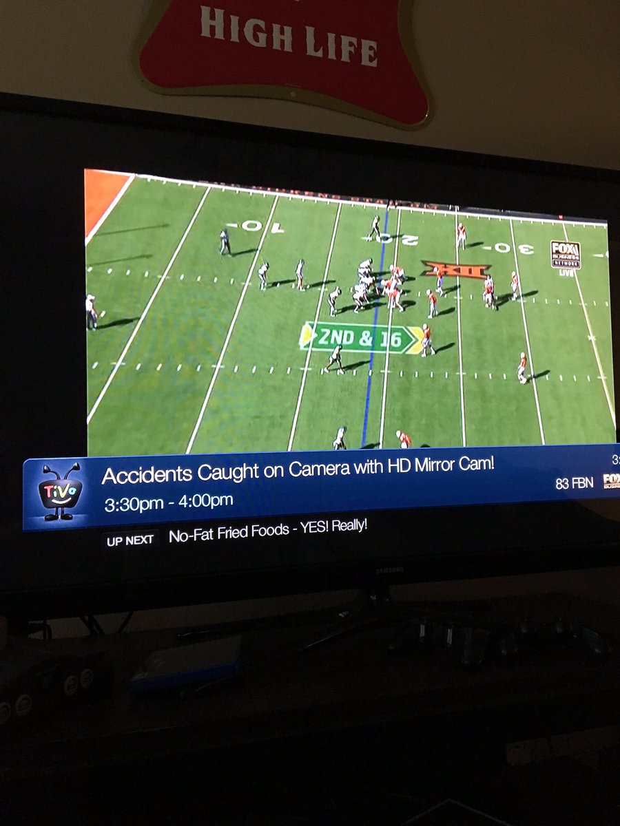 Kylanfarrell's tweet photo. Fox business is actually showing the right program right now #baylorvsosu @RedditCFB https://t.co/EIdHztBbPj