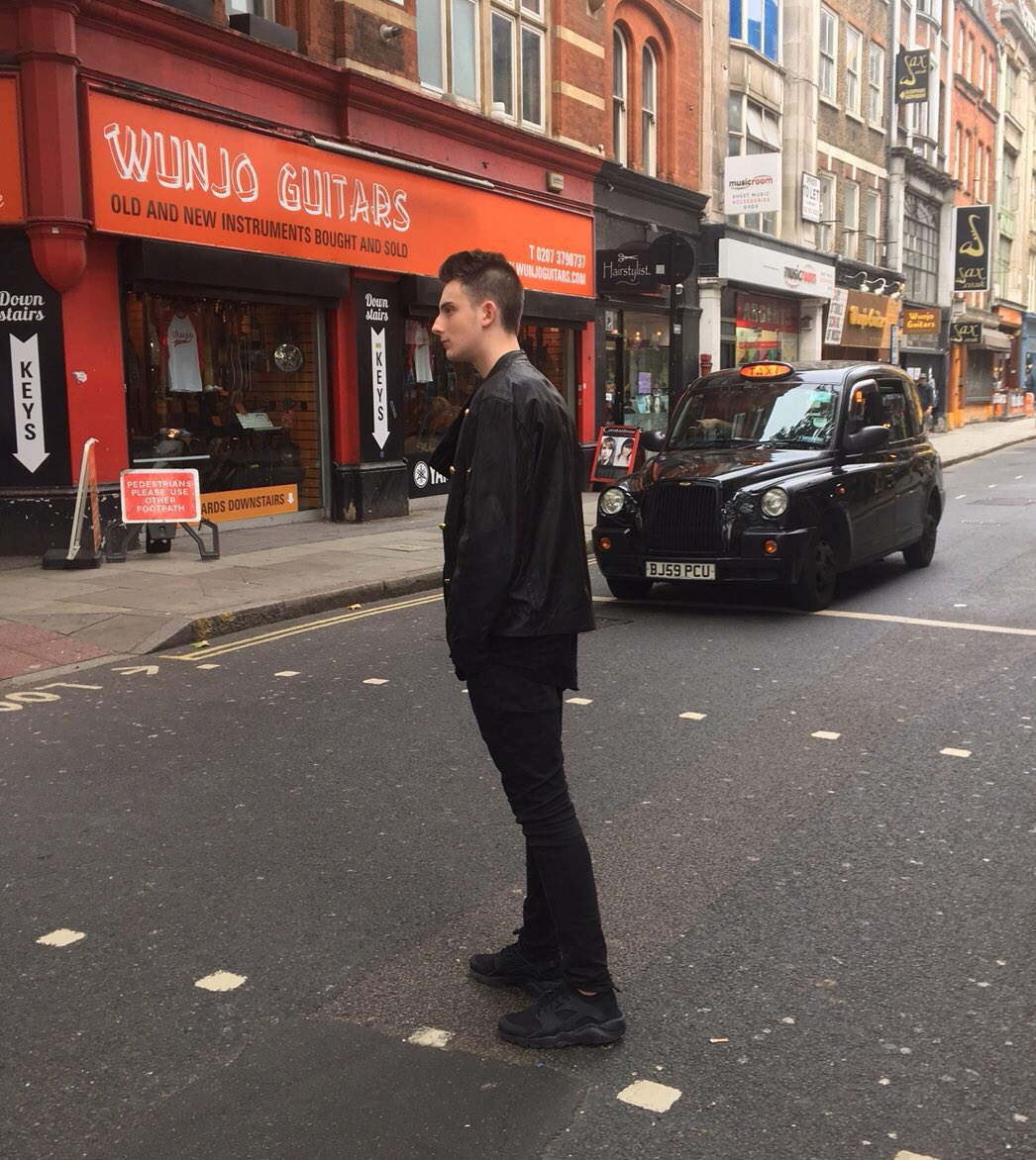 Just landed myself in London. Covent Gardens. Kicking off my European venture. I’ll be hopping around between UK and main land Europe.