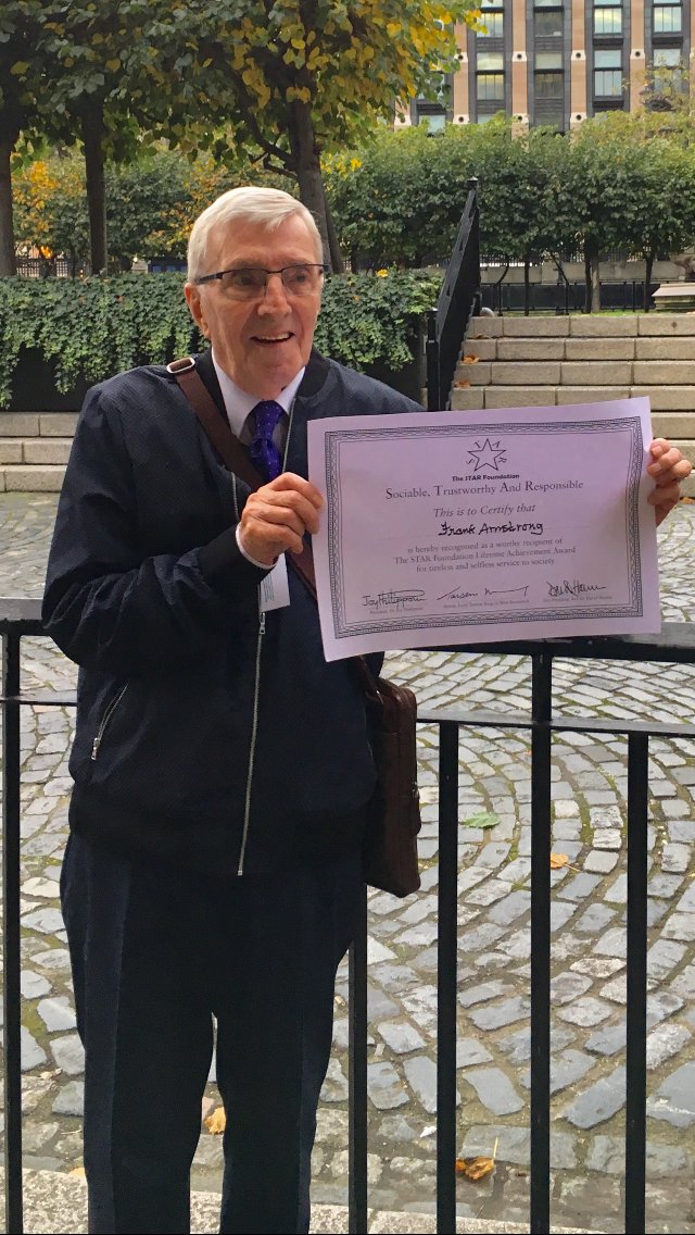 armstrong_frank's tweet image. Thank you to Darren Wealde for this wonderful award