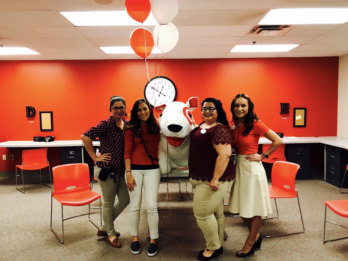 Ready to hire for Q4! #NHE #worksomewhereyou❤️ #YouMakeTarget 🎯#1425TheRivera <a href="/irenegon81/">Irene Gonzalez</a> <a href="/JOrtega0/">Jacqueline Moreno</a> <a href="/MrsJamieBlanco/">Jamie Blanco</a> @jhowells81