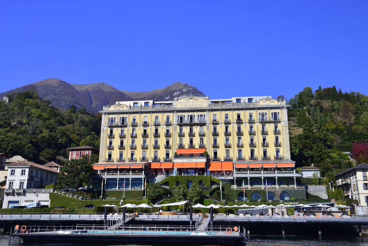 .@GHTlakecomo from lake Como she shines like a jewel #luxury one of a kind #traveltips @culinarytravel <a href="/LuxeGetaways/">Luxe Getaways</a> <a href="/TravelWritersOz/">Travel Writers Radio</a>