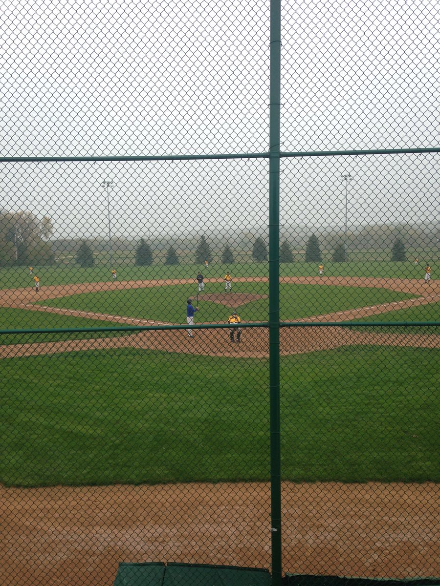 paul_howarth1's tweet photo. Great day at @Lakers_Baseball weather held up and we got 9 innings in vs Iowa Lakes! #fhfalltrip https://t.co/L1Mjpprtgq