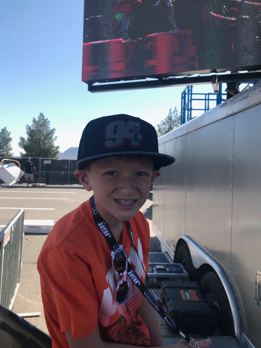 CFjeldsted's tweet photo. #sxonfox @racinmason20 @KenRoczen94 #MEConFOX https://t.co/U0HIHlnXdl