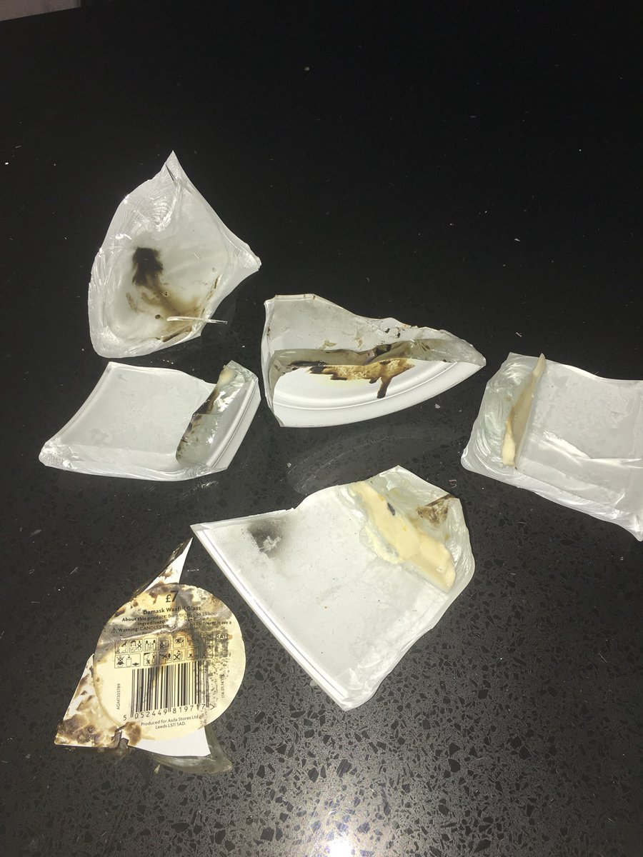 MrCRichardson's tweet photo. @asda pls be careful if you have bought damask wax refill candle this is what is left after the one we bought has just exploded 💥 #recall 😡😡😡 so glad none of the children where next to it.. thank god #fireinthehouse https://t.co/DBgPeXjccN